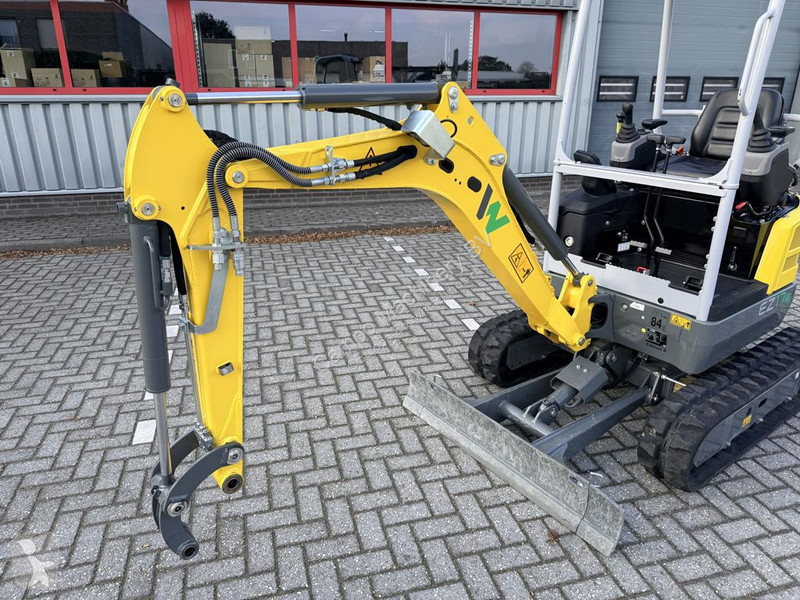 جرافة Wacker Neuson E Electric