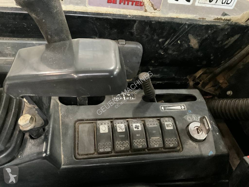 جرافة Hanix H 55 DR