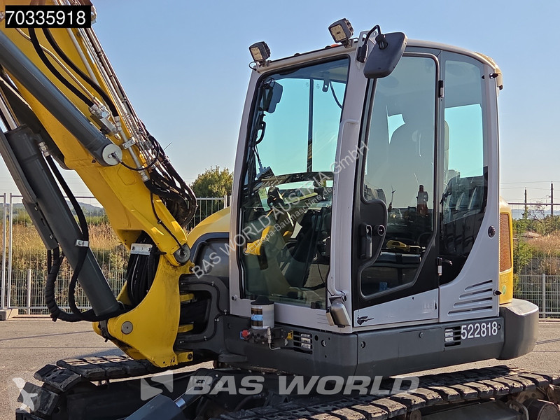 جرافة Wacker Neuson Powertilt