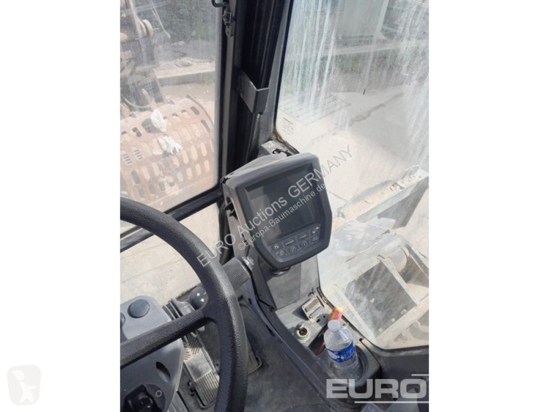 جرافة Hidromek HMK200W-4MH