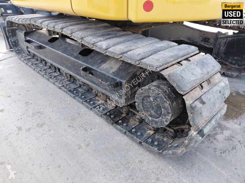 Багер Caterpillar