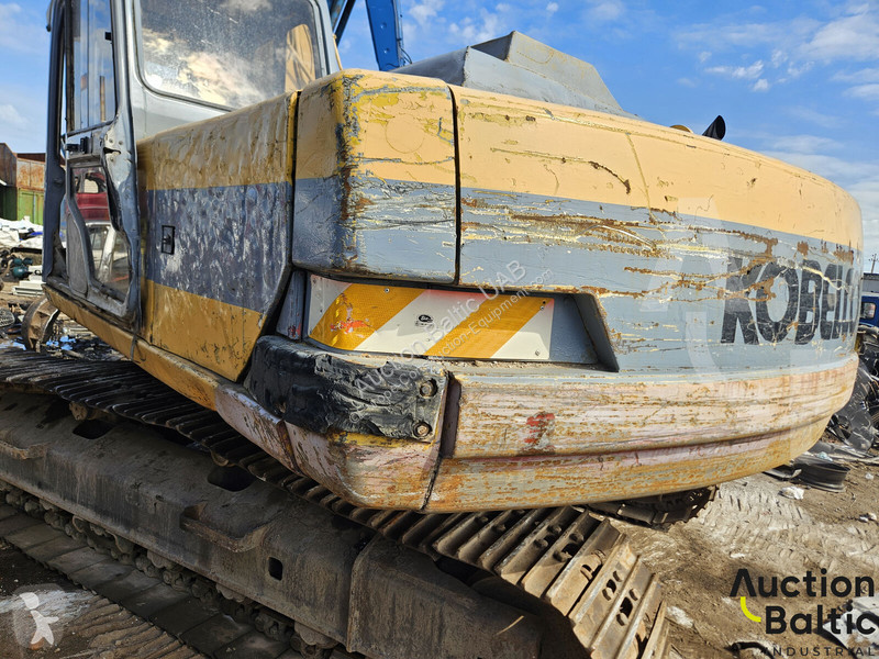 جرافة Kobelco LC1A