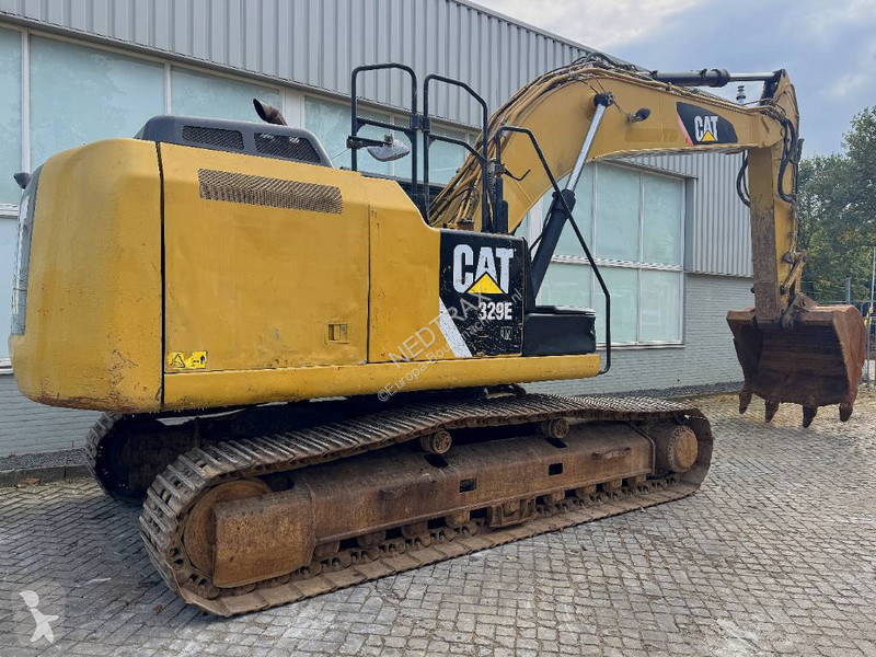 Багер Caterpillar