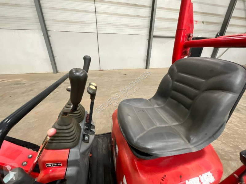 جرافة Yanmar