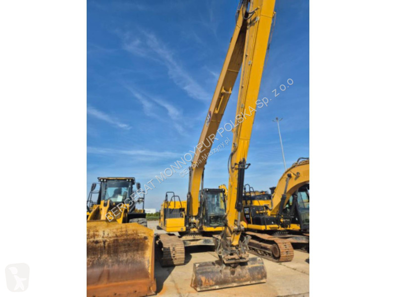 Багер Caterpillar 320-07