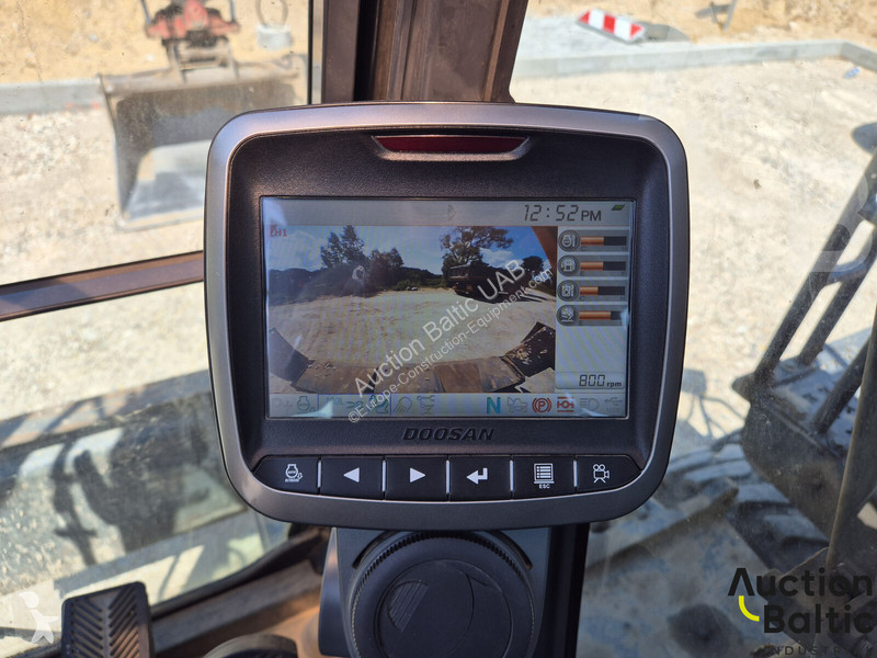 Багер Doosan W5