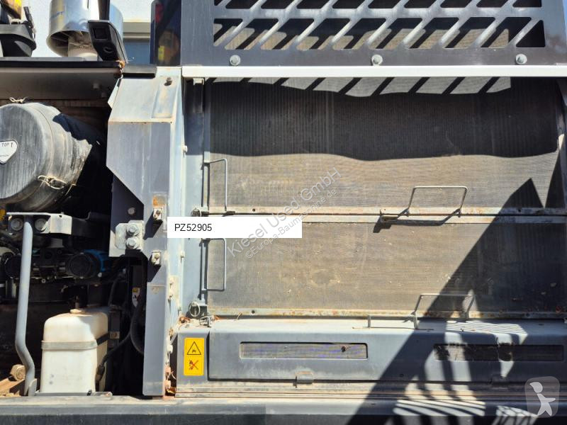 Graafmachine Hitachi KTEG KMC400P-7