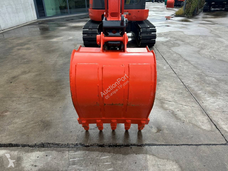 Escavadora Kubota
