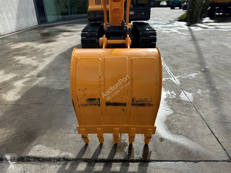 Escavadora Hyundai HX55