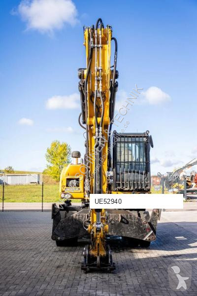 Escavadora Caterpillar M318D