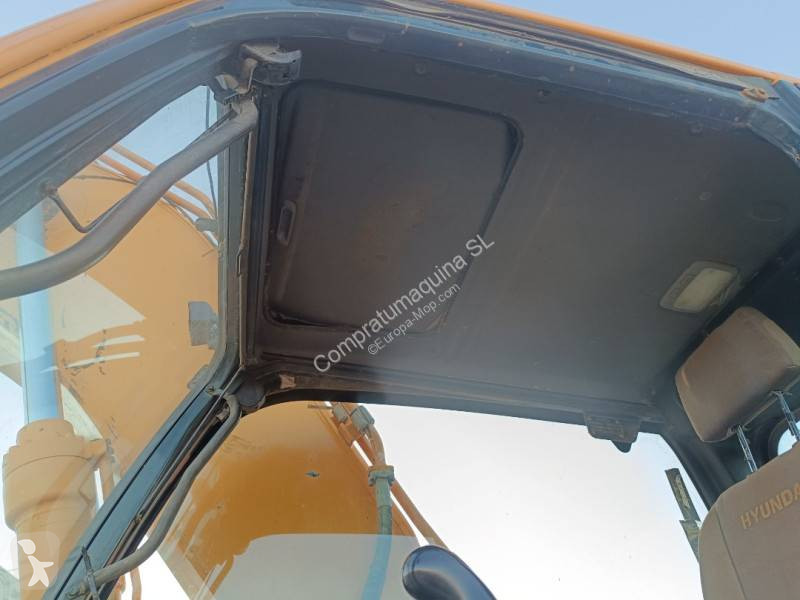 Excavadora Hyundai R220LC-9A