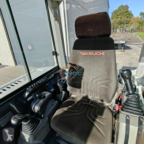 Kotrógép Takeuchi 2