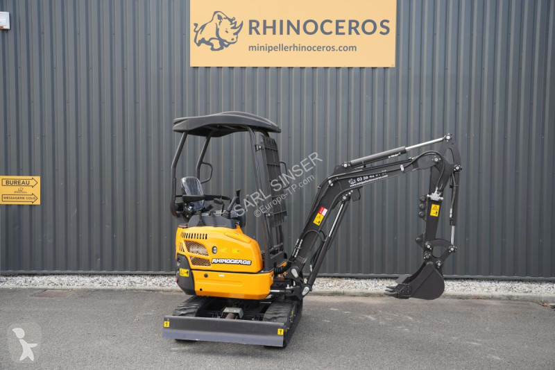 Escavadora Rhinoceros  XN-16