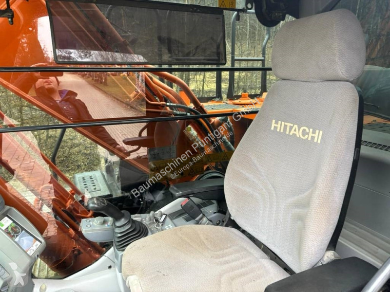 Excavadora Hitachi 210-6
