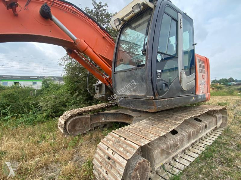 Escavatore Hitachi ZX225USLC-3