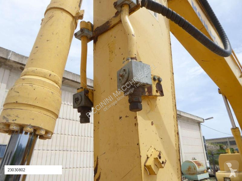 Escavatore Komatsu PC180NLC-7K