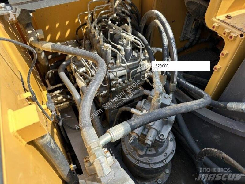 Escavadora Volvo EC220EL