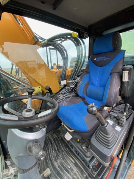 جرافة Hyundai HW 140