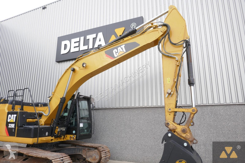 Excavator Caterpillar