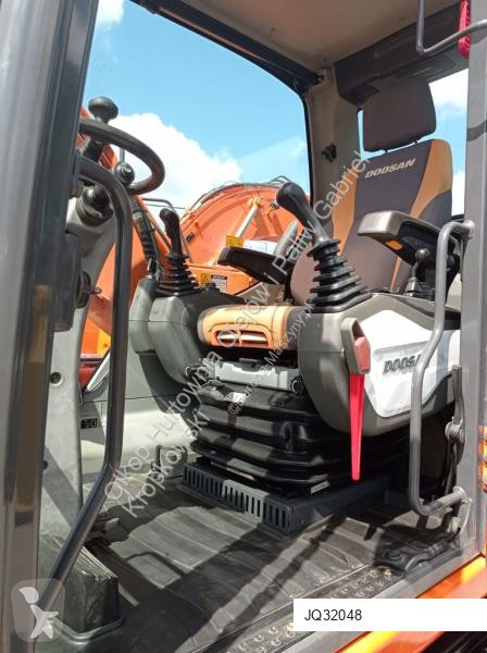 Lopatový nakládač Doosan DX140 W-3 Z SYSTEMEM...