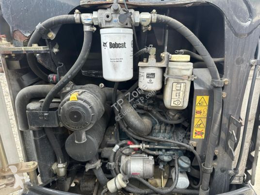 Escavadora Bobcat e17 canopy