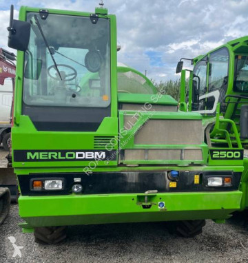 Hormigonera Merlo