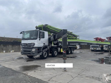 Čerpadlo na beton Mercedes