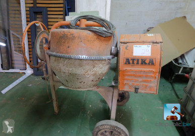 Betonieră Atika