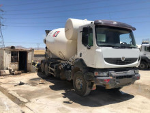 Renault Kerax 440 használt betonpumpa