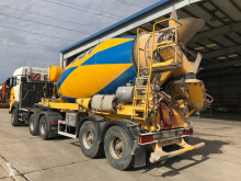 Camion nc Buf BM10-33-2 betoniera second-hand