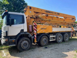 Beton betonpomp Scania 124C-400