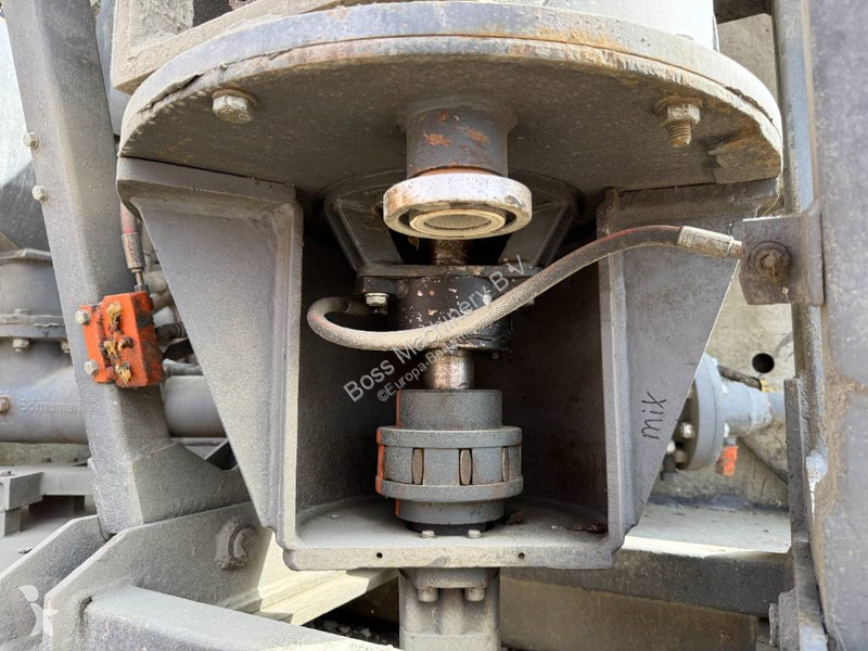 اسمنت Wirtgen WM400 + Broshuis Trailer -...