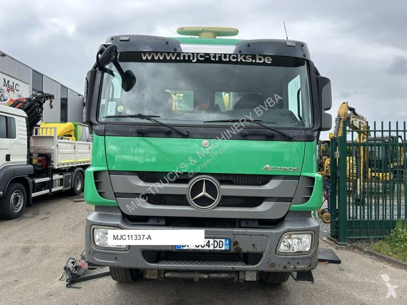 Camion Mercedes ACTROS 3241 8x4 PUMI PM M 21-3...