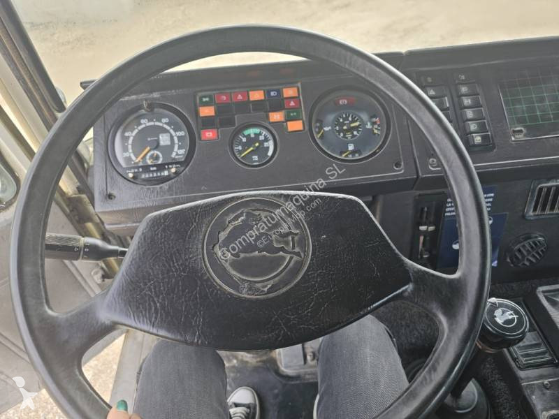 اسمنت Pegaso 2323K