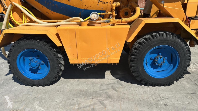 Beton Fiori IM 1500/P 4x2