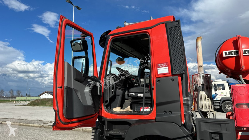 شاحنة Renault C430 8x4