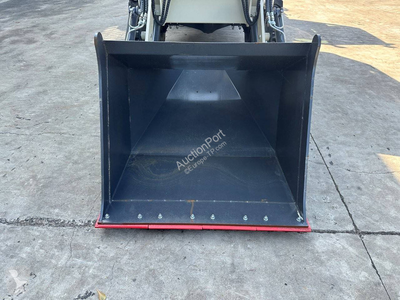 Béton  XY-1.8
