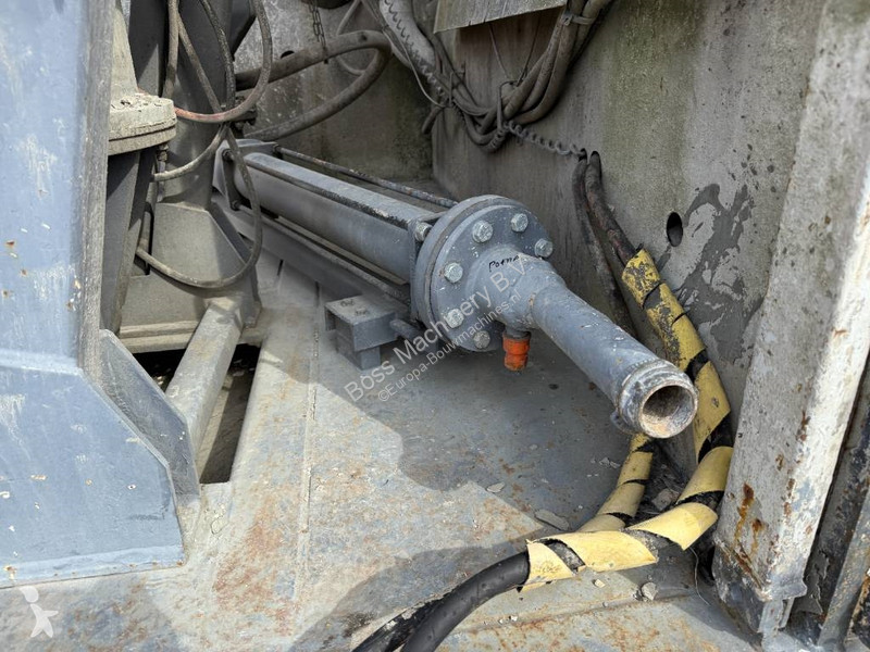 اسمنت Wirtgen WM400 + Broshuis Trailer -...