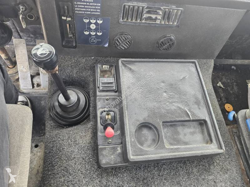 اسمنت Pegaso 2323K
