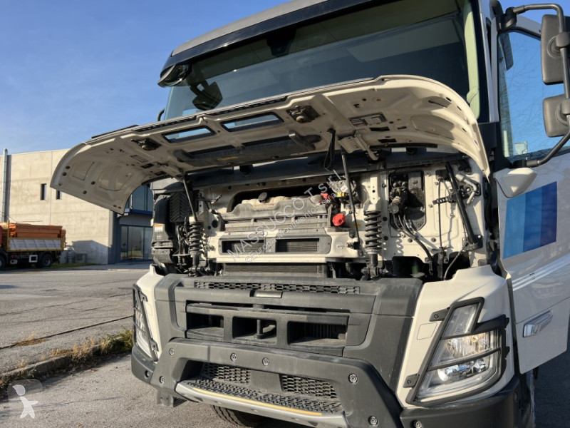 Betonárske zariadenie Volvo FMX 13 8x4