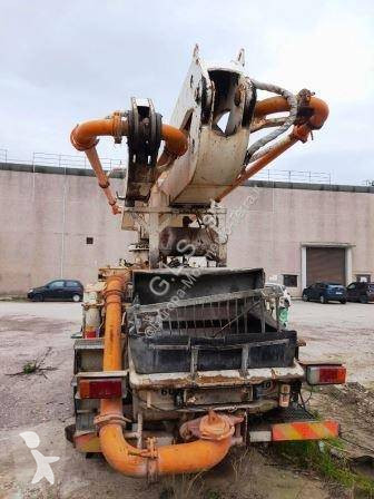شاحنة Putzmeister Challenger 38 MT