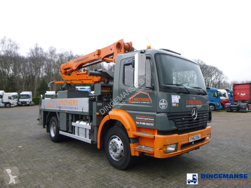 Camion Mercedes 4x2 Putzmeister concrete pump 16 m