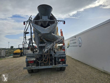 Béton malaxeur / toupie Pegaso