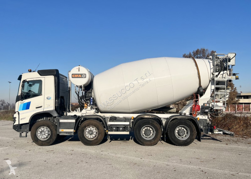 Betonárske zariadenie Volvo FMX 13 8x4