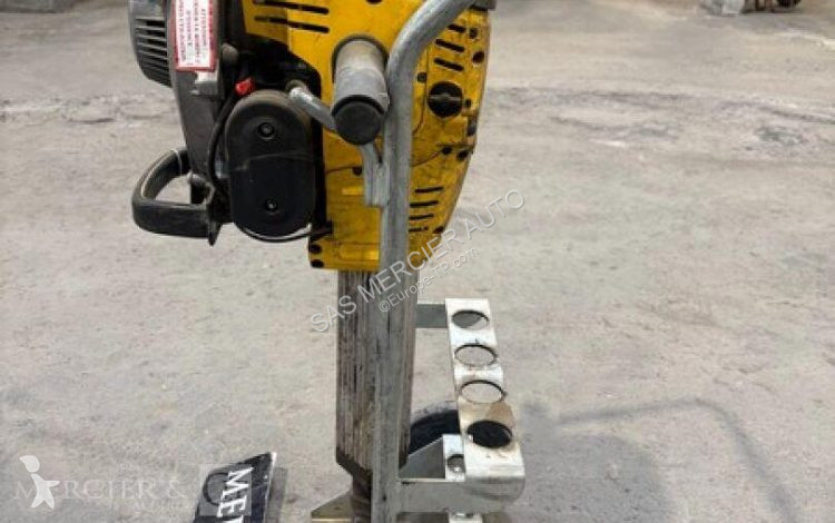 Бетон Wacker Neuson brise beton essence