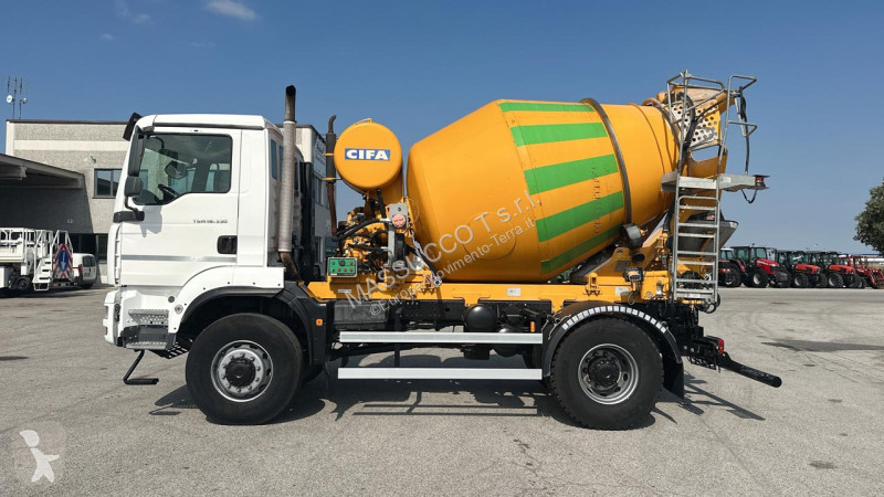 Béton MAN TGM 18.330 4X4