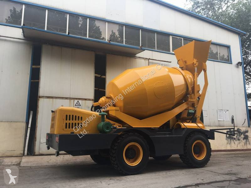 Camion Qingdao Self-Loader Concrete Mixer...