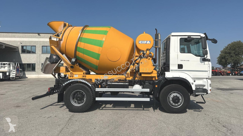 Béton MAN TGM 18.330 4X4