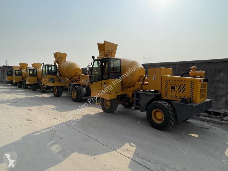 Camion Qingdao Promising 1.6 CBM Small Concrete...