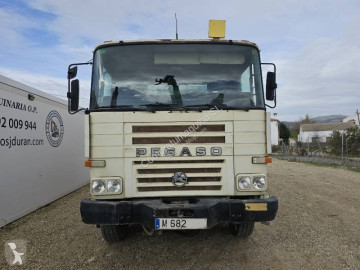 Bétonnière Pegaso